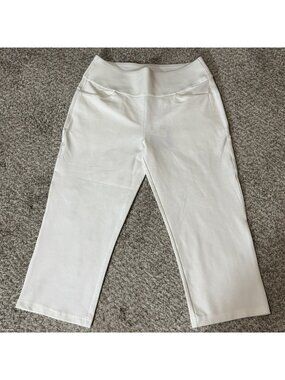 PUMA PWRSHAPE Golf Activewear Pants Women's Size M White Cropped Capri NWT